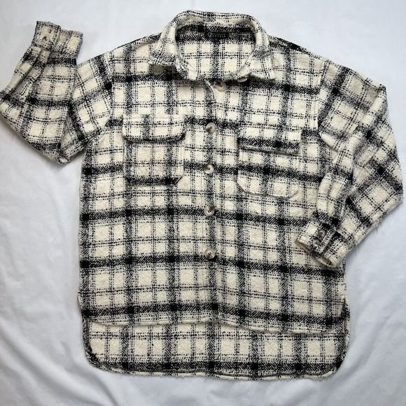 Cezele Plaid Flannel Shacket Shirt Oversized Jacket Button Pocket Women Sz Large - Picture 2 of 9